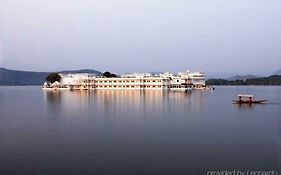 Hotel Taj Lake Palace